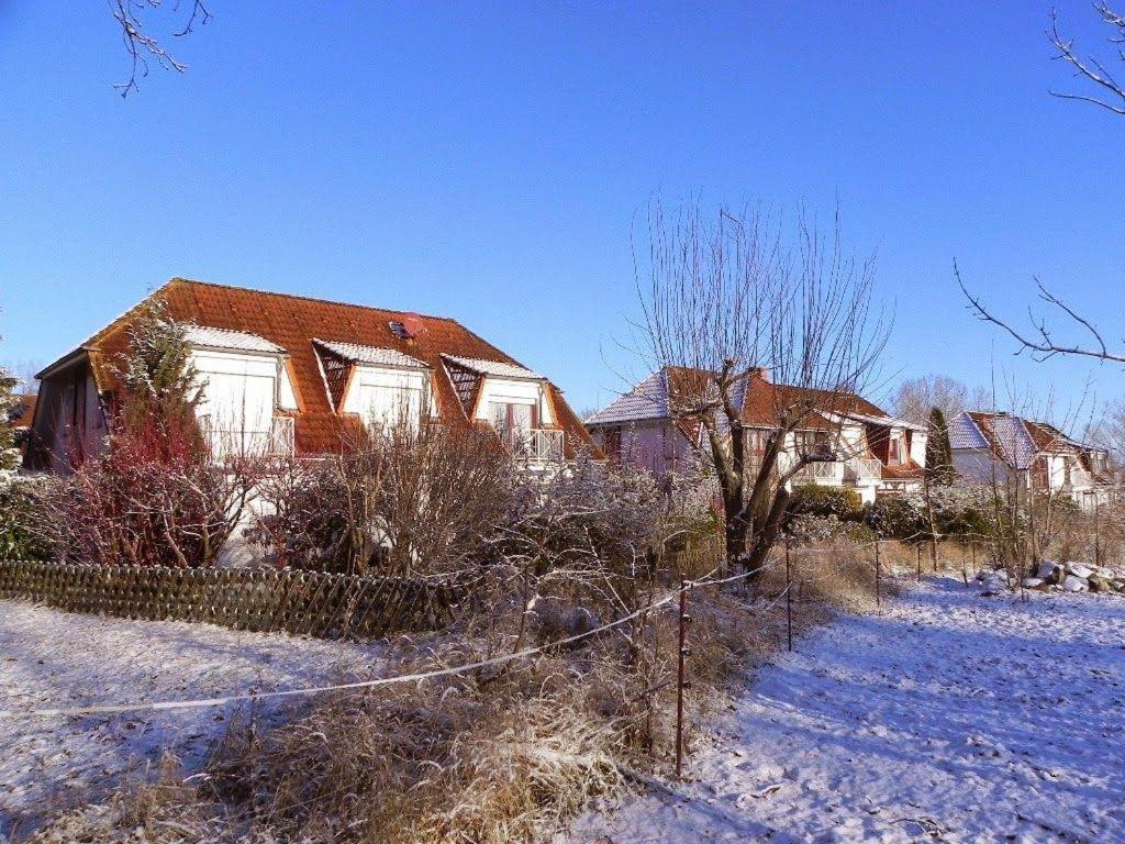 Ferienwohnung-Nils-Holgerson-Mit-Balkon-Zwischen-Strand-Wald-Wiese-Im-Suedosten-Der-Insel-Ruegen Gustow  Exterior foto